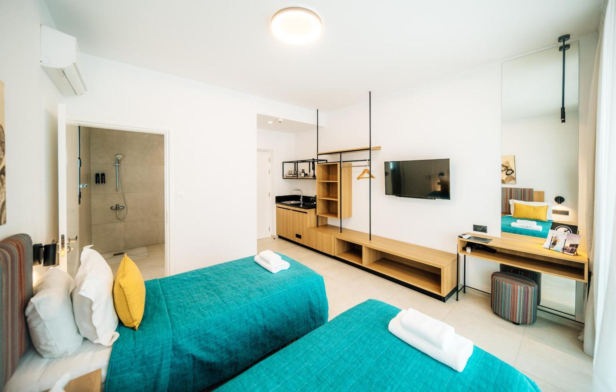 Regency Boutique Hotel Holiday Suites Paphos Habitación foto